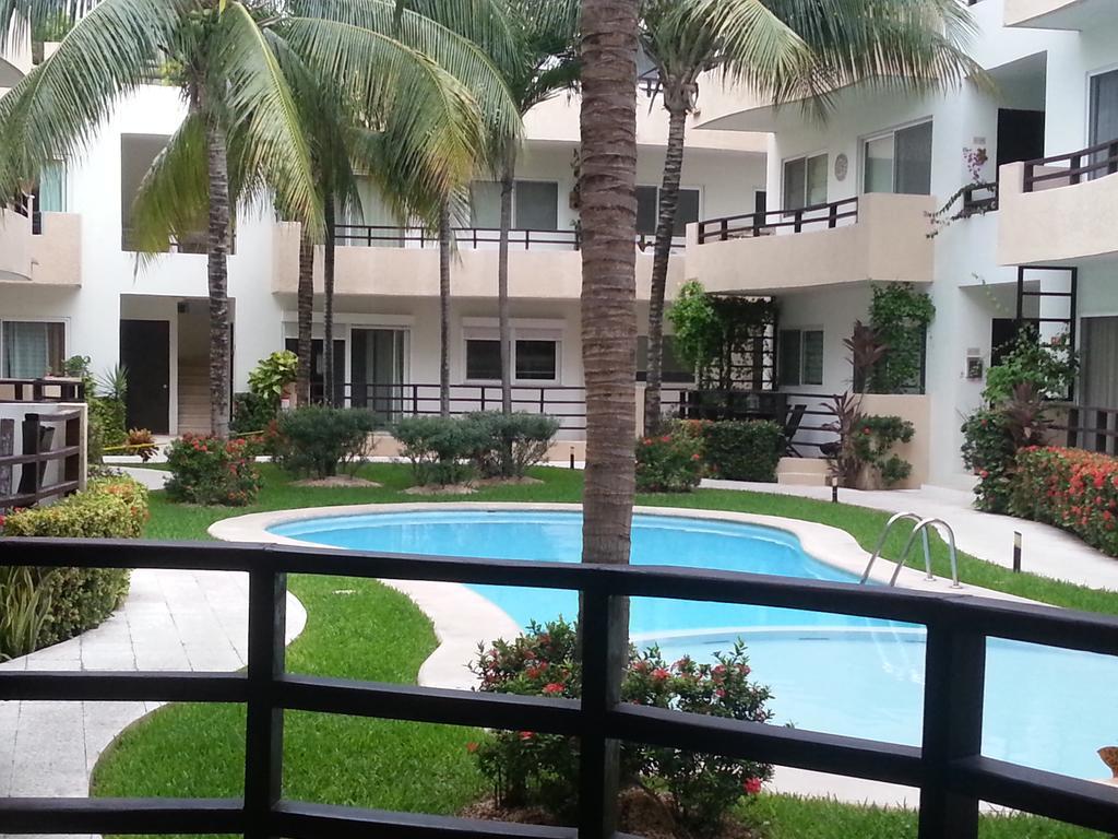 Apartamento com Vista da Piscina