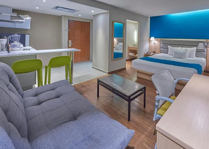 4 star hotel: City Express By Marriott Playa Del Carmen